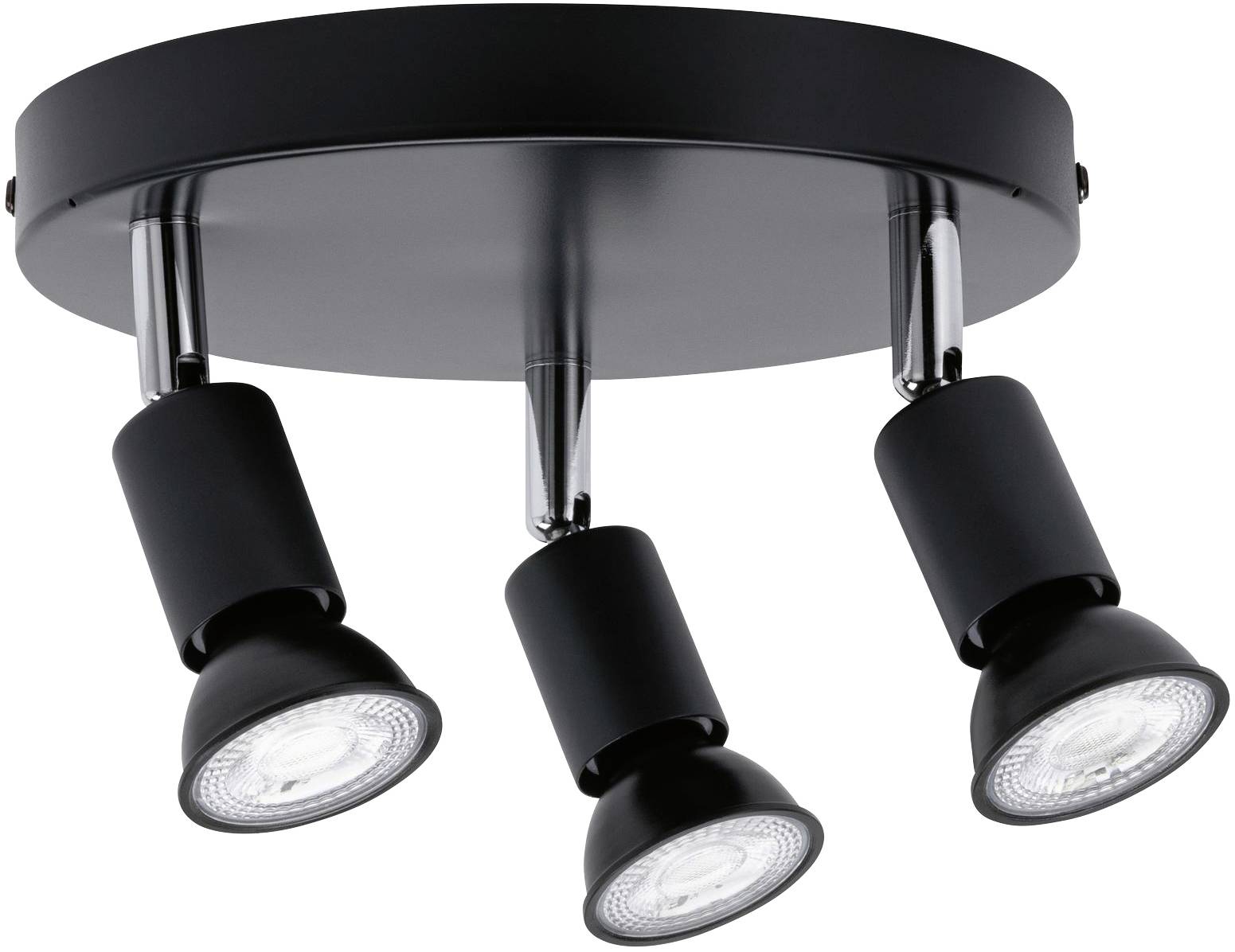 Czarna lampa sufitowa z trzema regulowanymi reflektorami skierowanymi w dół. Idealna do oświetlenia ukierunkowanego.