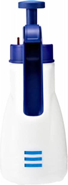 Biały, poręczny pojemnik z niebieskim uchwytem i mechanizmem pompującym, przeznaczony do ręcznego dozowania cieczy.