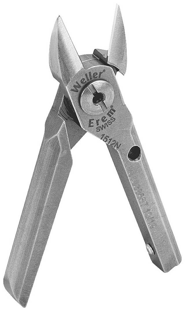 Precyzyjne szczypce boczne 'Weller Erem 1512N Swiss' z podświetleniem, wykonane ze stali nierdzewnej, idealne do delikatnych prac z przewodami i elektronicznych zastosowań.