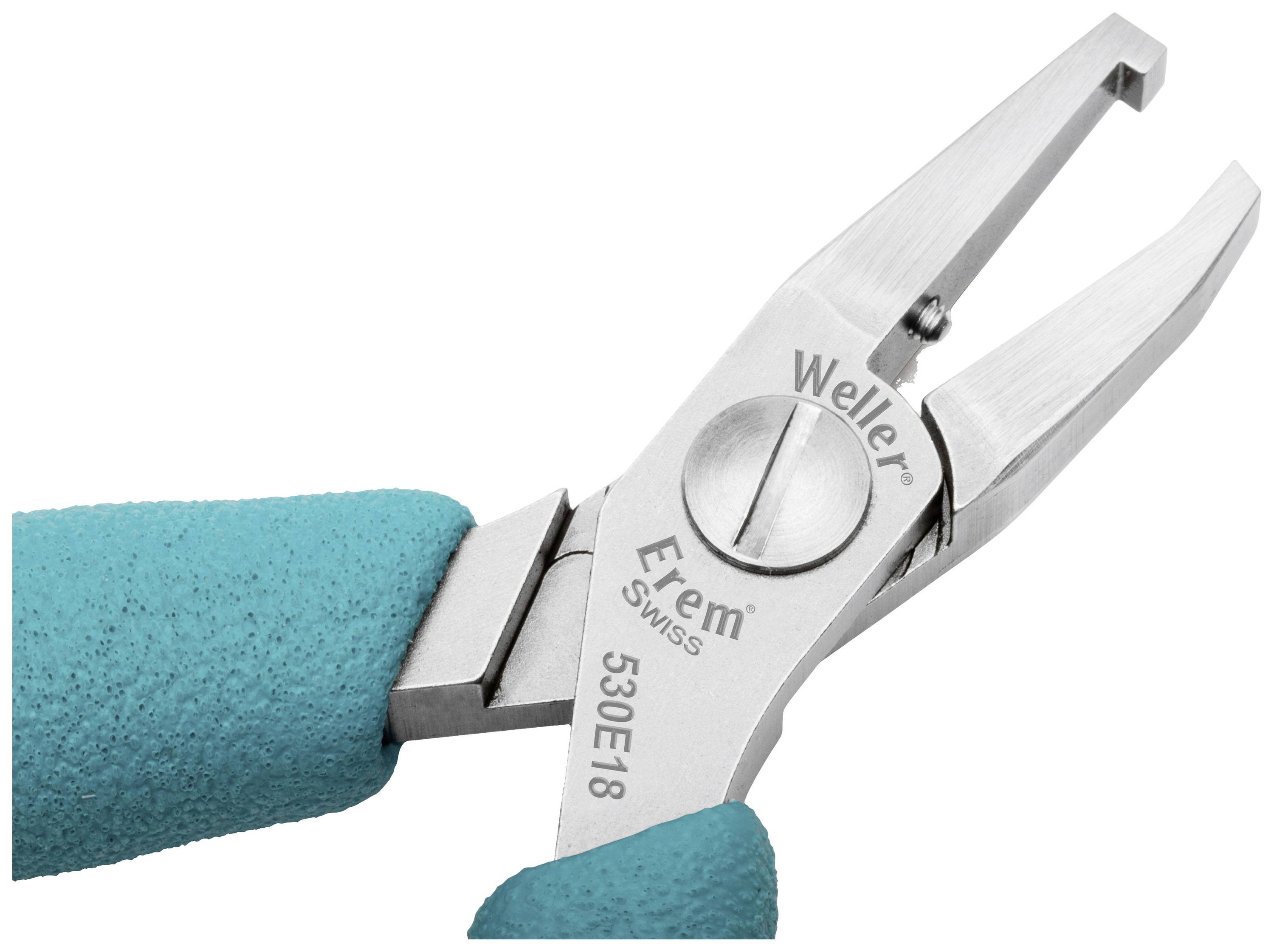Zbliżenie szczypiec srebrnego koloru z napisem 'Weller Erem Swiss 530E18'. Rękojeść jest pokryta zielonym materiałem.