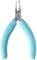 Szczypce z niebieskimi, wyściełanymi uchwytami, odpowiednie do precyzyjnych prac lub wyrobu biżuterii.