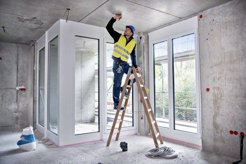 Лазерний нівелір Bosch Professional GCL 2-50 G 0601066M02 з хрестоподібним механізмом, максимальна дальність: 15 мм