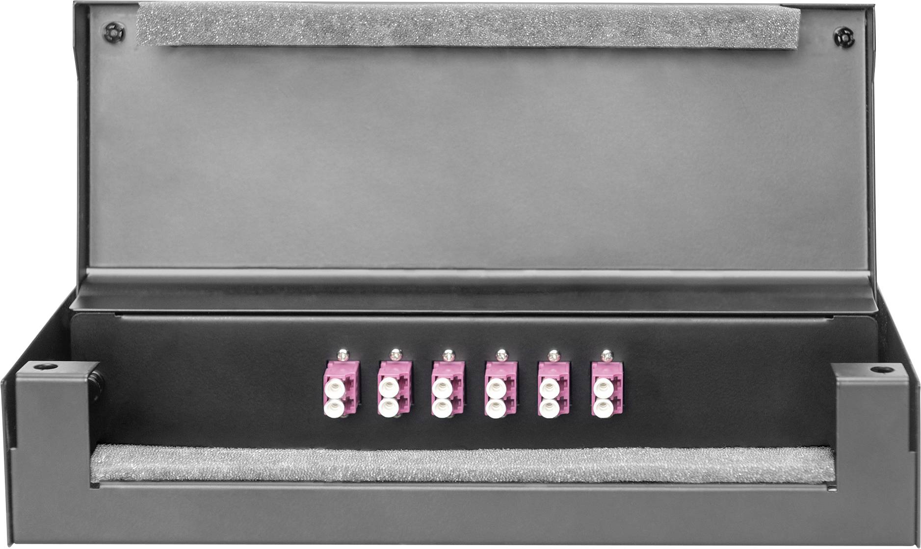 Metalowa skrzynka z otwartą pokrywą, prezentująca sześć różowych złączy światłowodowych. Służy do organizacji i zabezpieczenia połączeń sieciowych.
