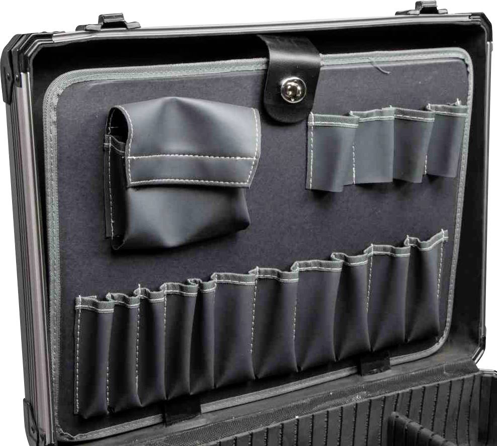 Otwarty czarny teczkoaktówka z wieloma wewnętrznymi przegródkami i kieszeniami skórzanymi, odpowiednia do organizacji narzędzi lub akcesoriów.