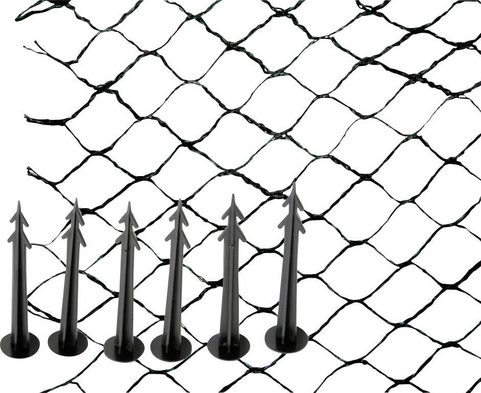 Czarna siatka z tworzywa sztucznego rozciąga się po skosie. Na dole ustawiono pięć czarnych kotew gruntowych w kształcie strzały.