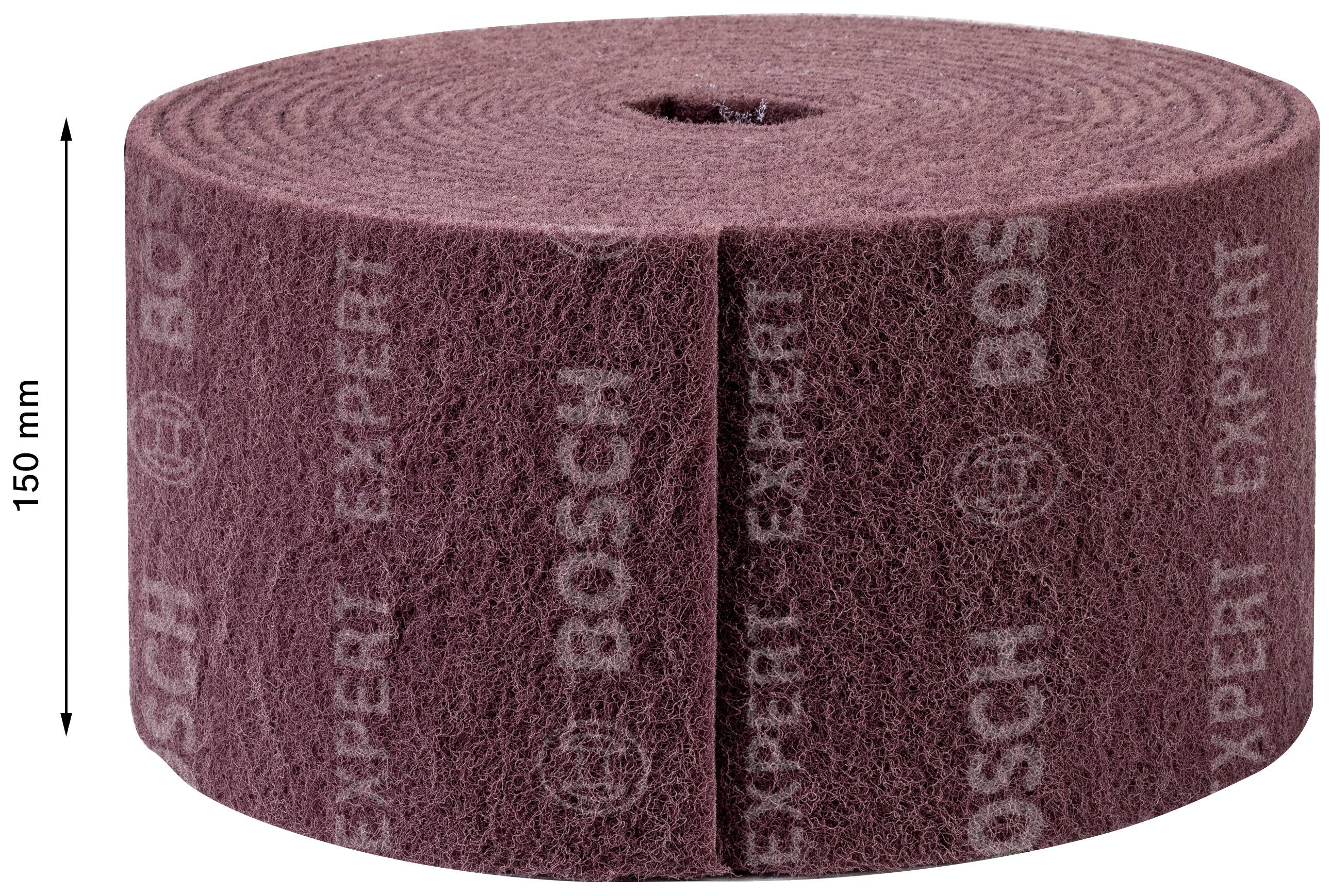 Rolka włókniny ściernicy firmy Bosch z napisem 'EXPERT'. Jest cylindryczna, rudobrązowa i ma około 150 mm wysokości.