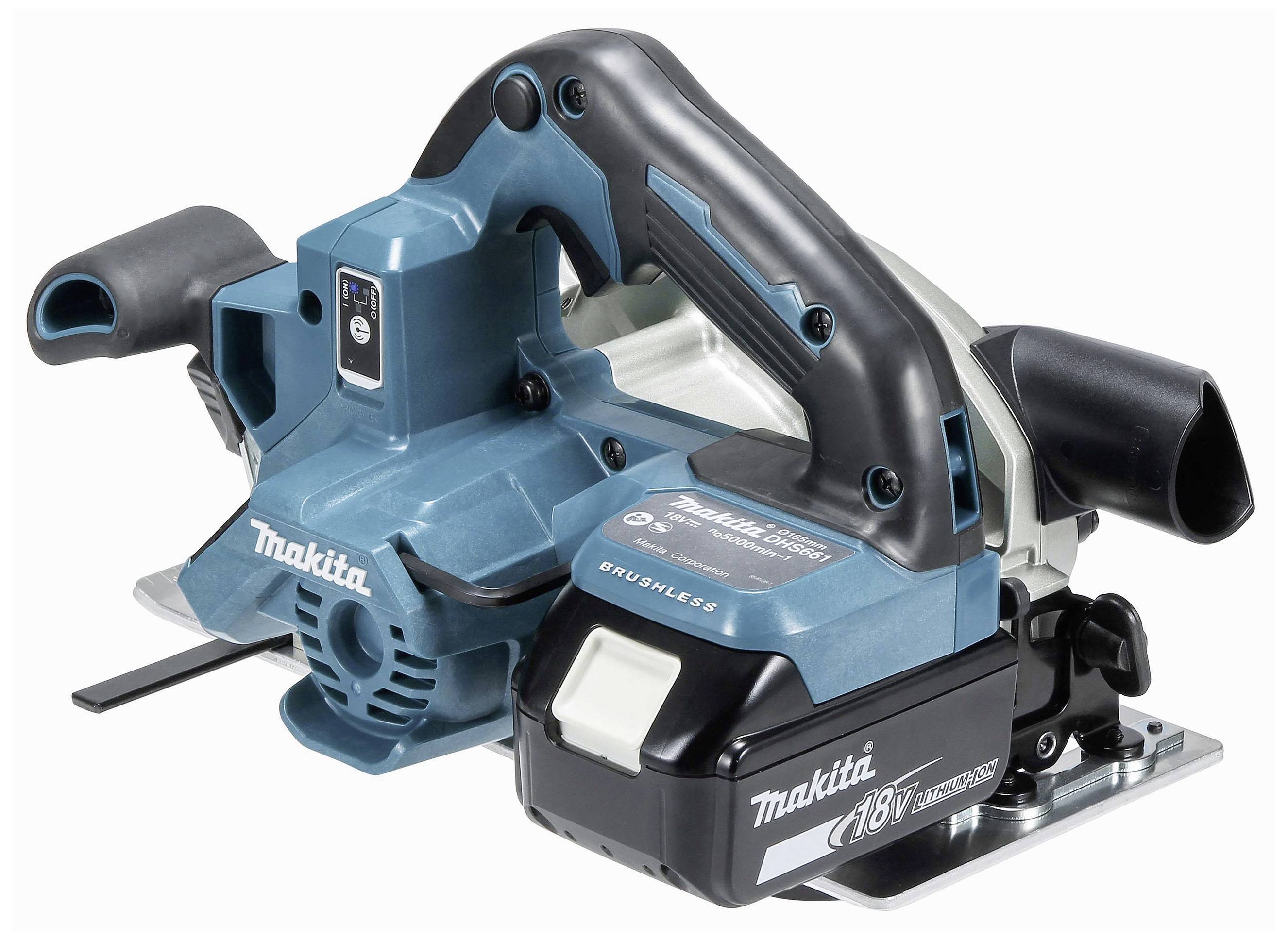 Akumulatorowy ręczny strug marki Makita w kolorach niebieskim i czarnym, przeznaczony do precyzyjnego strugania i wyrównywania powierzchni drewnianych.