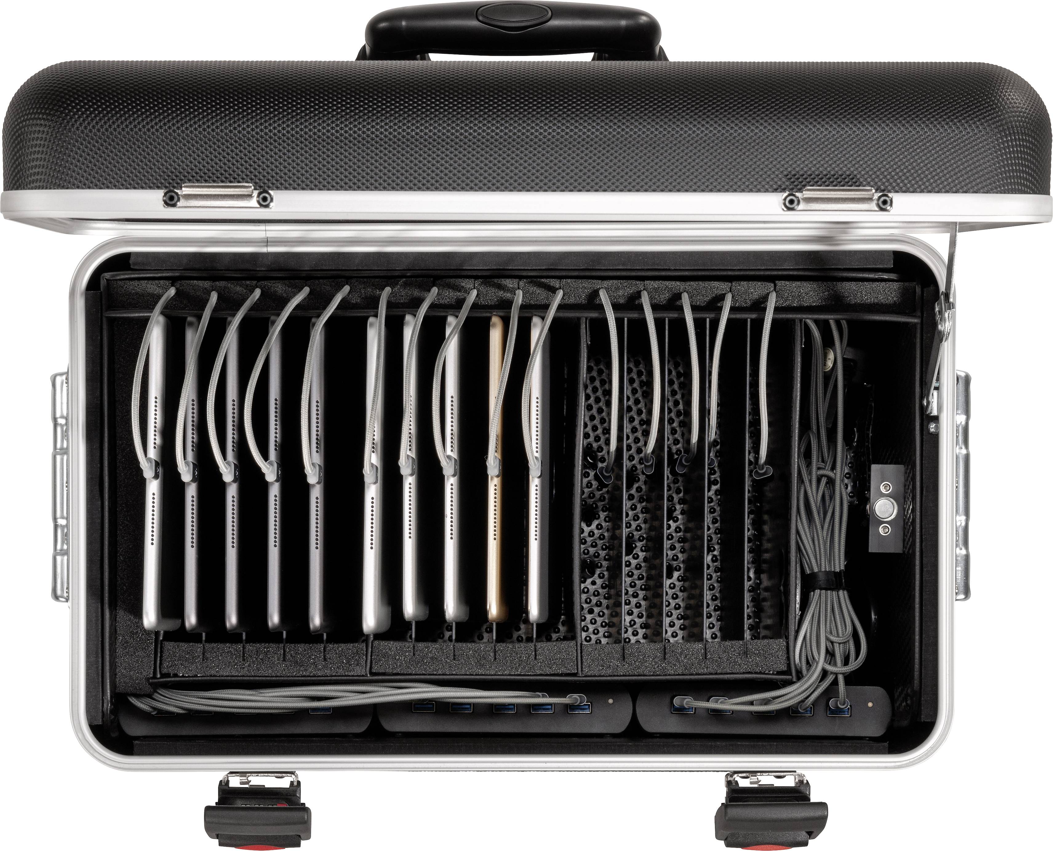 Otwarty czarny kufer z wieloma urządzeniami i kablami, starannie ułożonymi w przegródkach wewnętrznych.