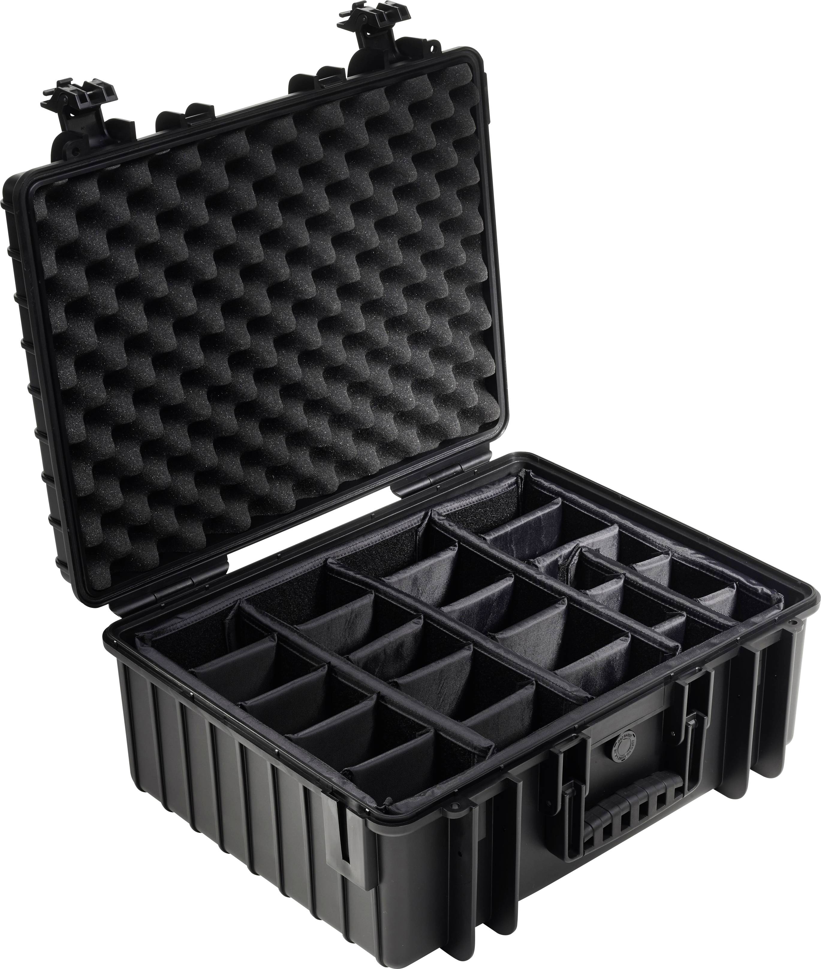 Czarny, otwarty twardy kufer z wyściółką piankową i kilkoma regulowanymi przegrodami do bezpiecznego przechowywania.