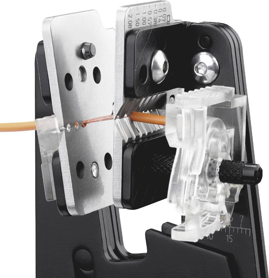 Przewód jest odizolowywany w narzędziu. Izolacja przewodu jest usuwana precyzyjnie, bez uszkodzenia wewnętrznego drutu.