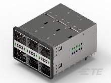 Prostokątne, modularne urządzenie elektroniczne z wieloma slotami i zielonymi wskaźnikami statusu po prawej stronie.