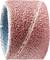 Czerwono-brązowa taśma ścierna, często stosowana podczas szlifowania na szlifierkach cylindrycznych, charakteryzuje się chropowatą, przypominającą papier ścierny powierzchnią.