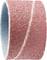Brązowa taśma ścierna z szorstką, ziarnistą powierzchnią, nawinięta spiralnie. Stosowana do wygładzania i polerowania powierzchni.