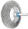 Na ilustracji widać okrągłą szczotkę drucianą z centralną osią mocującą, przydatną do prac szlifierskich na powierzchniach metalowych.