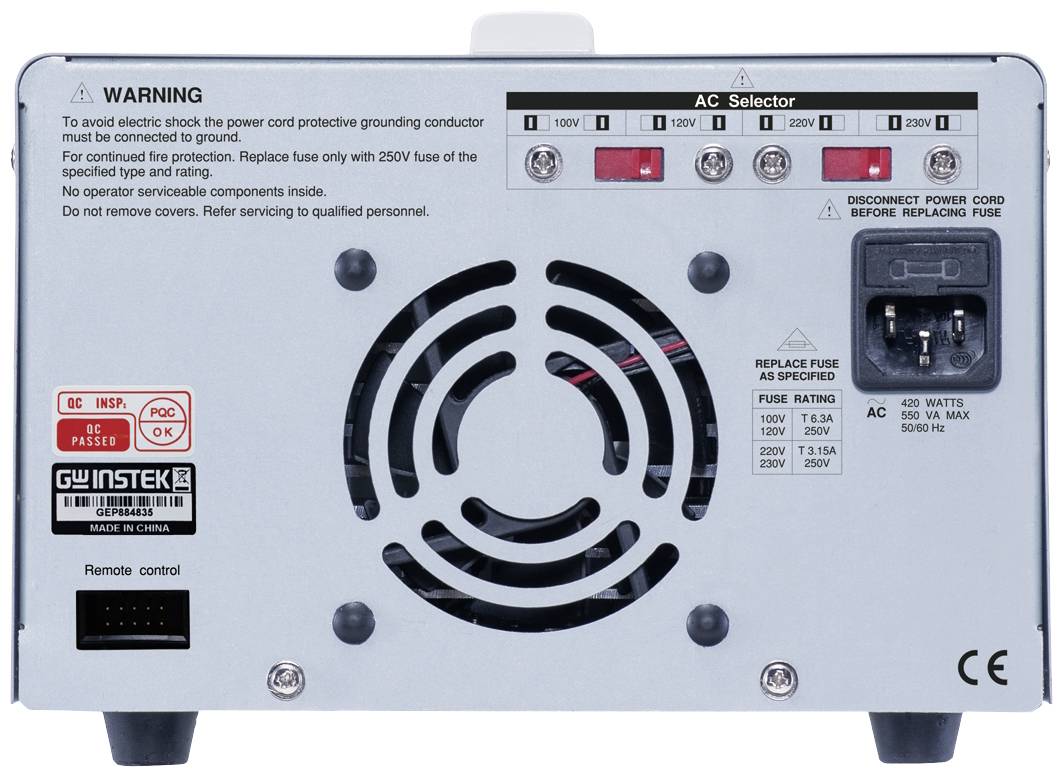 Tylna strona urządzenia elektrycznego z wentylacją, ostrzeżeniem przed porażeniem prądem, bezpiecznikiem oraz przełącznikami dla napięć 110V, 120V, 220V, 230V.