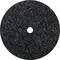 Okrągła, czarna tarcza szlifierska o szorstkiej strukturze z otworem pośrodku. Odpowiednia do szlifowania różnych materiałów.