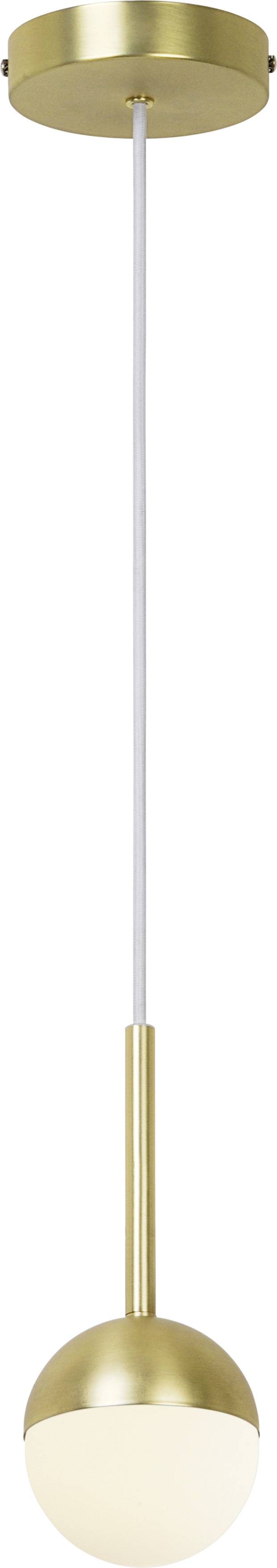 Złota lampa wisząca z kulistym kloszem i białym przewodem, zawieszona pod sufitem. Nowoczesny design.