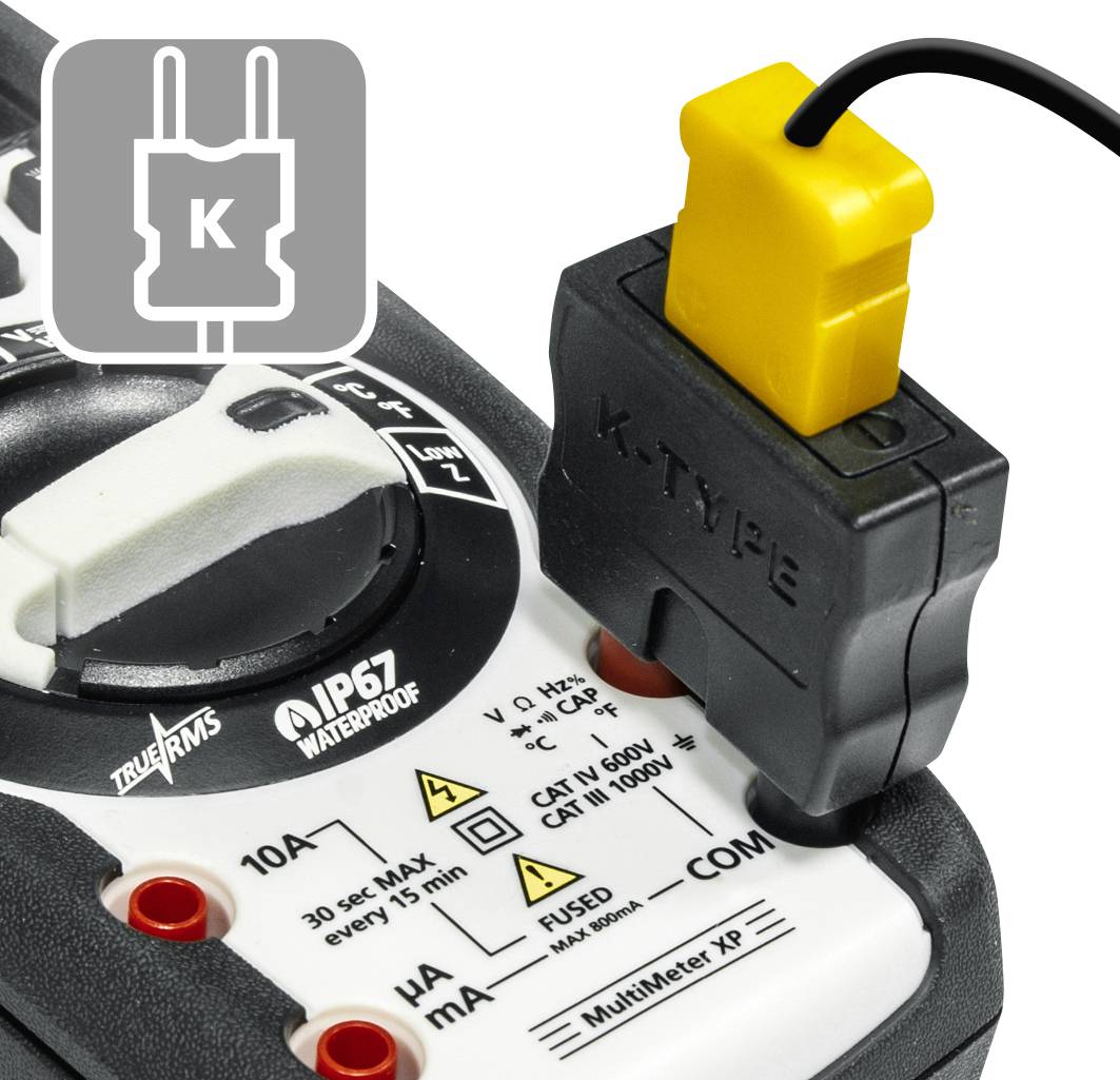 Multimetr z włożoną sondą termoelektryczną typu K. Symbol wskazuje kompatybilność. Odpowiedni do pomiaru temperatury w urządzeniach elektrycznych.