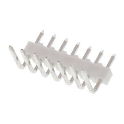 Biały wtyk plastikowy z wieloma metalowymi stykami na białym tle. Wtyk ma kształt prostokąta.