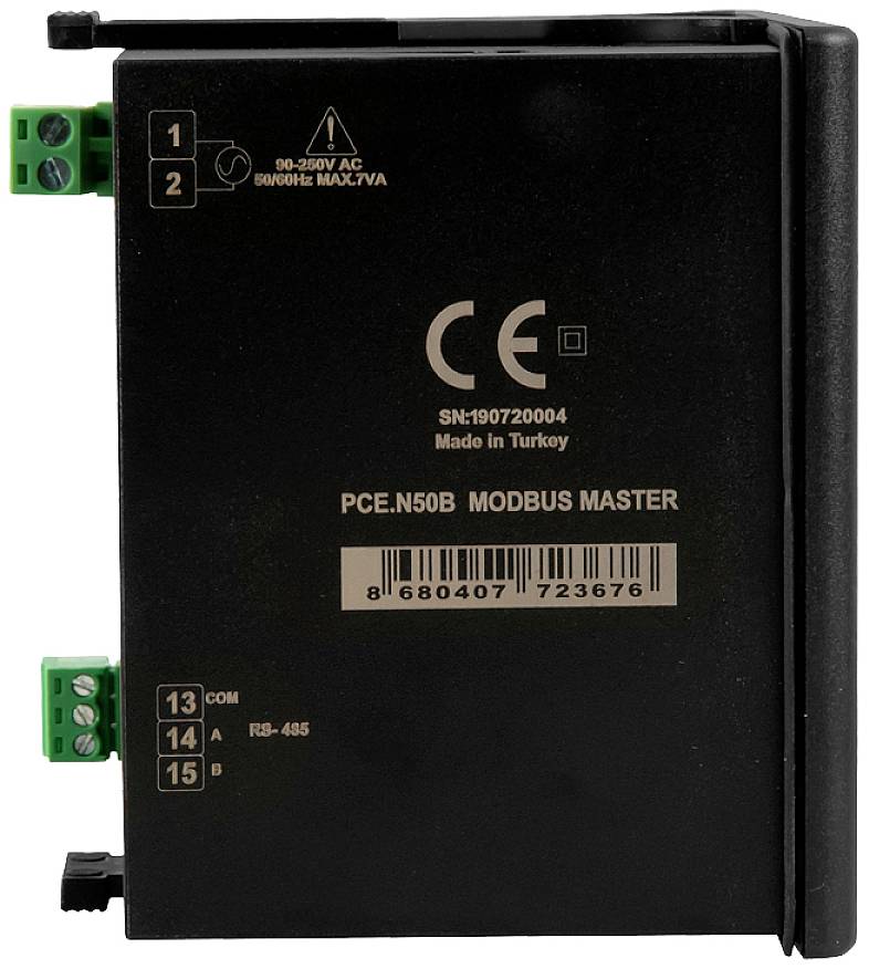Urządzenie elektroniczne z napisem 'PCE.N50B MODBUS MASTER'. Widoczne są zaciski przyłączeniowe oraz symbole napięcia i certyfikacji CE.