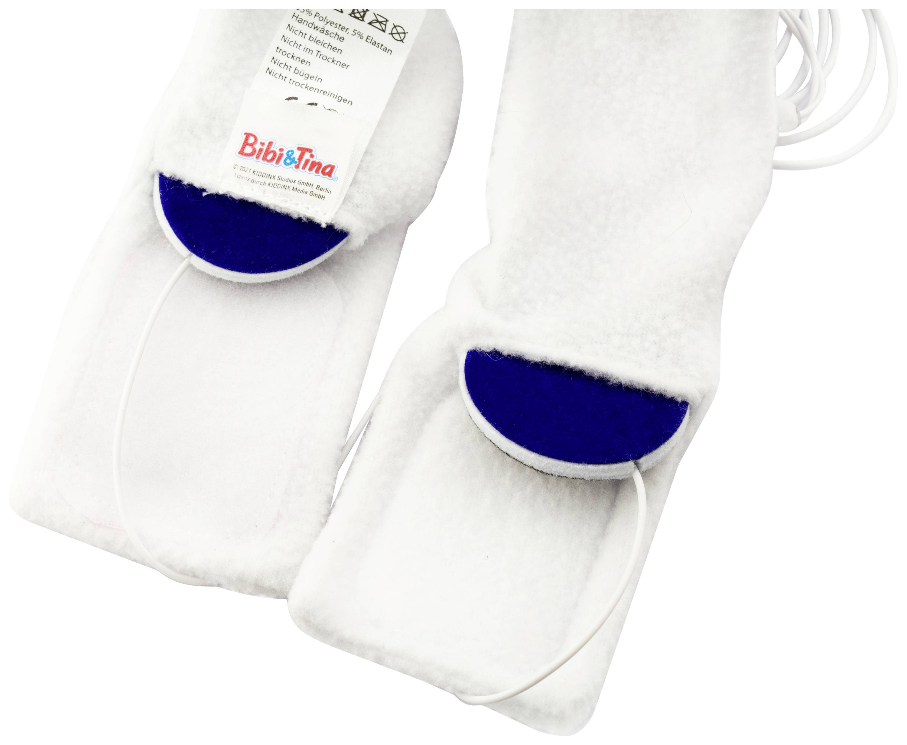 Dwa białe żaglowce z niebieskimi detalami. Widoczna jest etykieta z napisem 'Bibi & Tina'. Wydają się służyć ochronie.