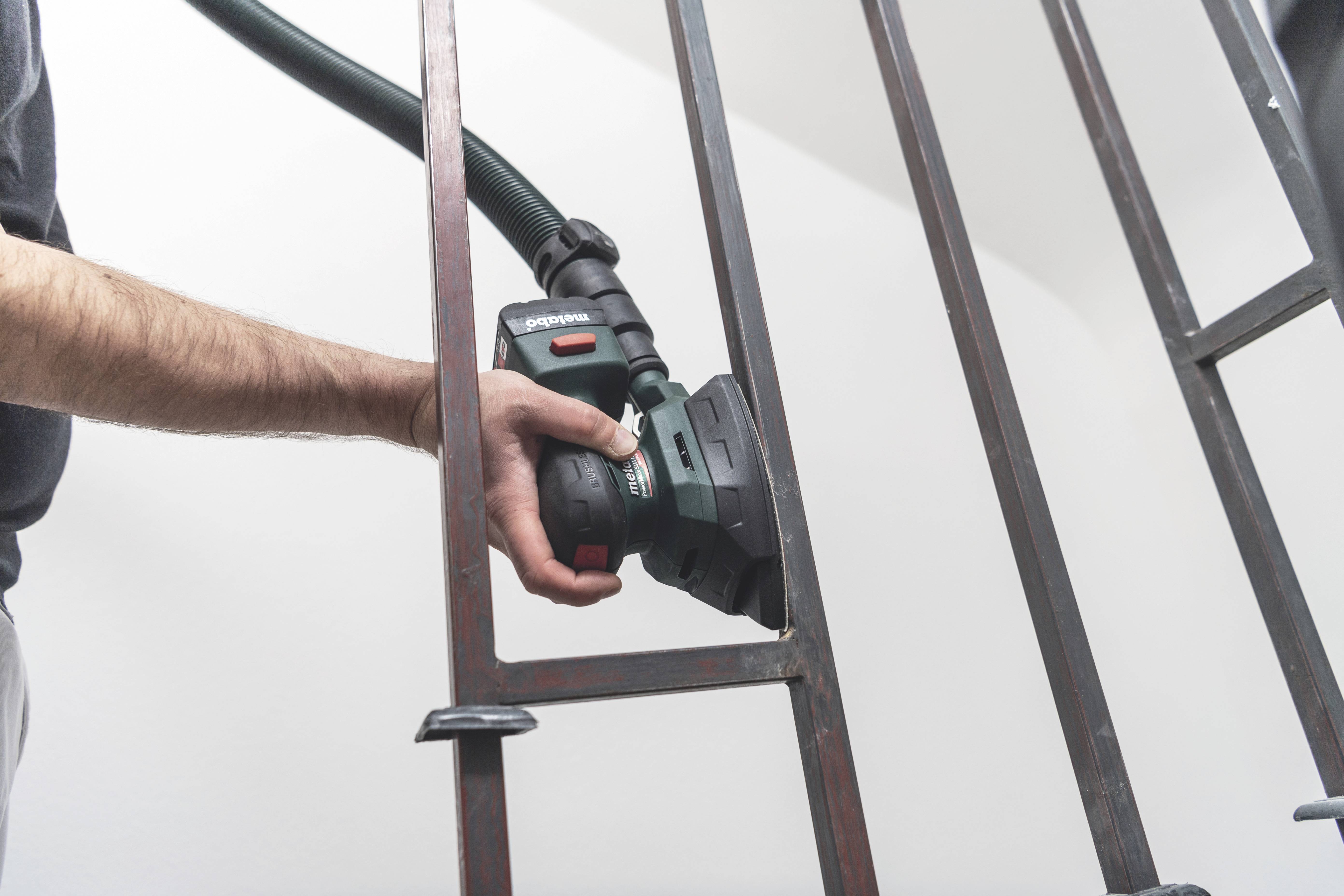 Акумуляторна ексцентрикова шліфувальна машина Metabo PowerMaxx SXA 12-125 BL 602035840