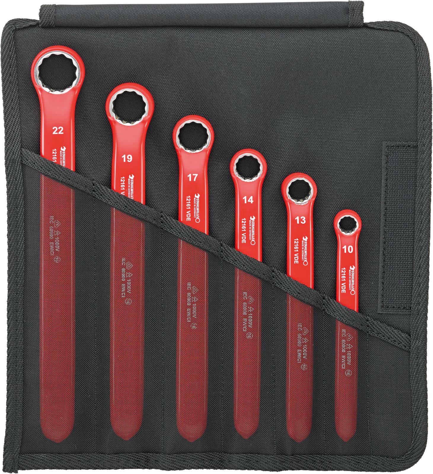 Sześcioczęściowy zestaw czerwonych kluczy płasko-oczkowych, ponumerowanych od 10 do 22, starannie ułożonych w czarnym woreczku materiałowym.