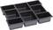 Pusta, czarna plastikowa skrzynka z przegródkami, składająca się z dziewięciu równych komór, przeznaczona do przechowywania lub organizacji różnych przedmiotów.