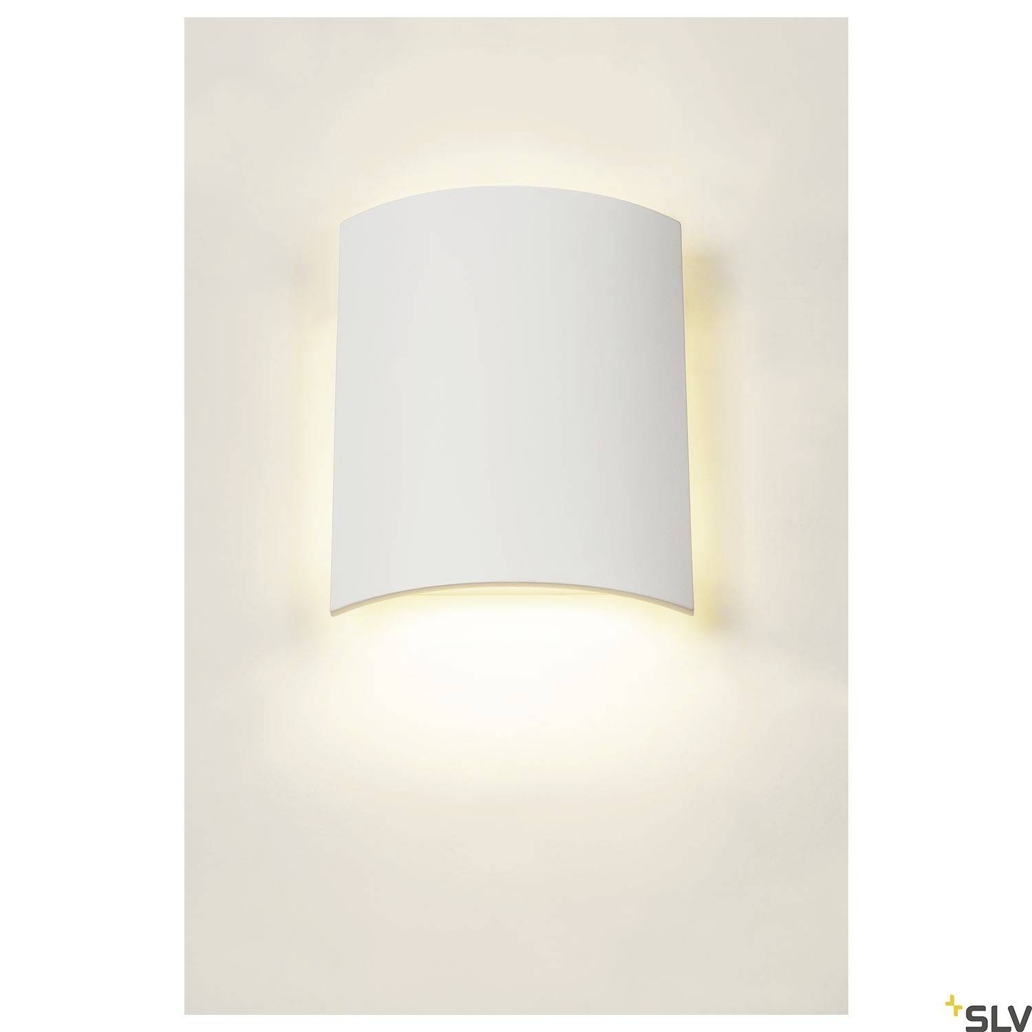 Biała lampa ścienna z podświetleniem pośrednim, skierowanym w górę i w dół. Nowoczesny, minimalistyczny design, idealny do wnętrz.