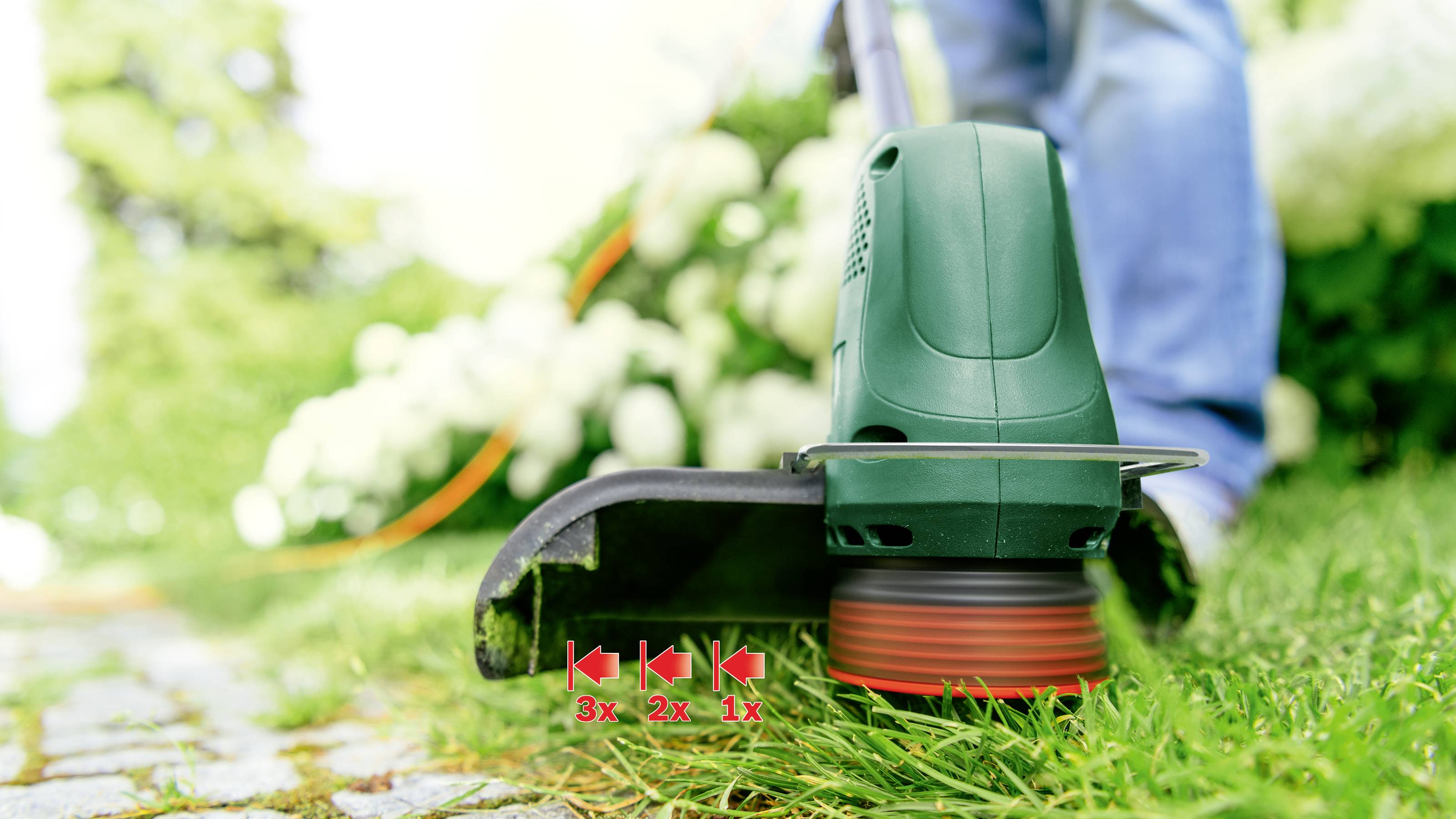 Електричний тример Bosch Home and Garden EasyGrassCut 23 230 В Максимальна ширина скошування: 23 см