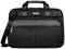 Czarna teczka z paskiem na ramię i wieloma kieszeniami zamykanymi na zamek błyskawiczny, odpowiednia do przewożenia laptopów i dokumentów.