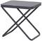 Prosty, czarny stolik składany z prostokątnym blatem i metalowymi nogami; idealny do użytku w podróży lub w małych pomieszczeniach.