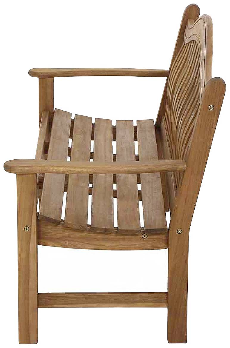 Ławka drewniana widziana z boku, z wygiętymi podłokietnikami i profilowanymi listwami oparcia.