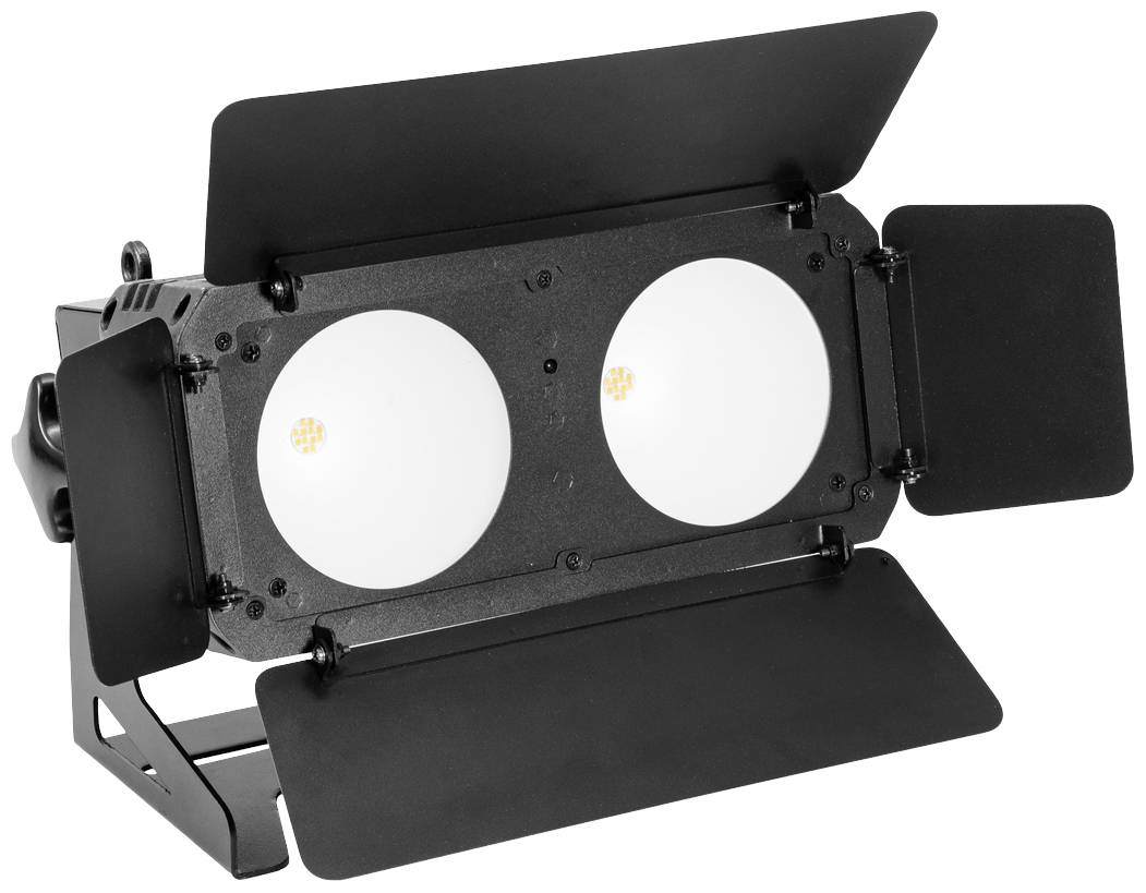 Czarny reflektor sceniczny z dwoma okrągłymi źródłami światła i regulowanymi klapami do sterowania oświetleniem.