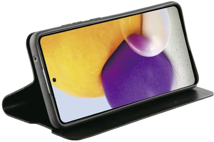 Smartfon w czarnym etui, ustawiony w orientacji poziomej, wyświetla ekran z kolorowym tłem.