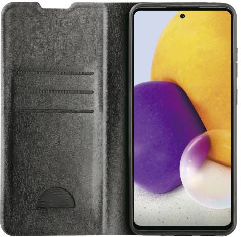 Smartfon w otwartym czarnym etui skórzanym. Na ekranie widoczna jest kolorowa, abstrakcyjna grafika.