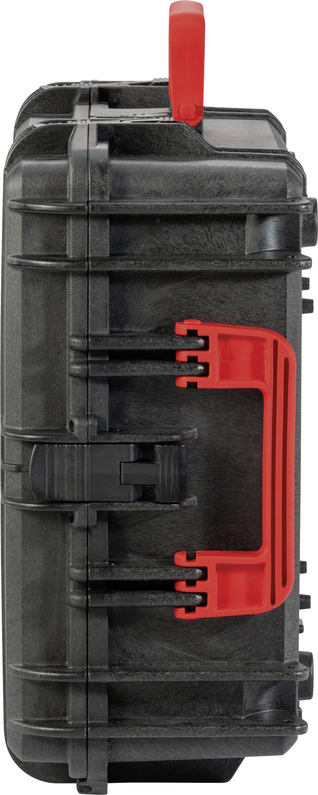 Czarny, wytrzymały kufer twardy z czerwonym uchwytem i zamknięciem; widok z boku.