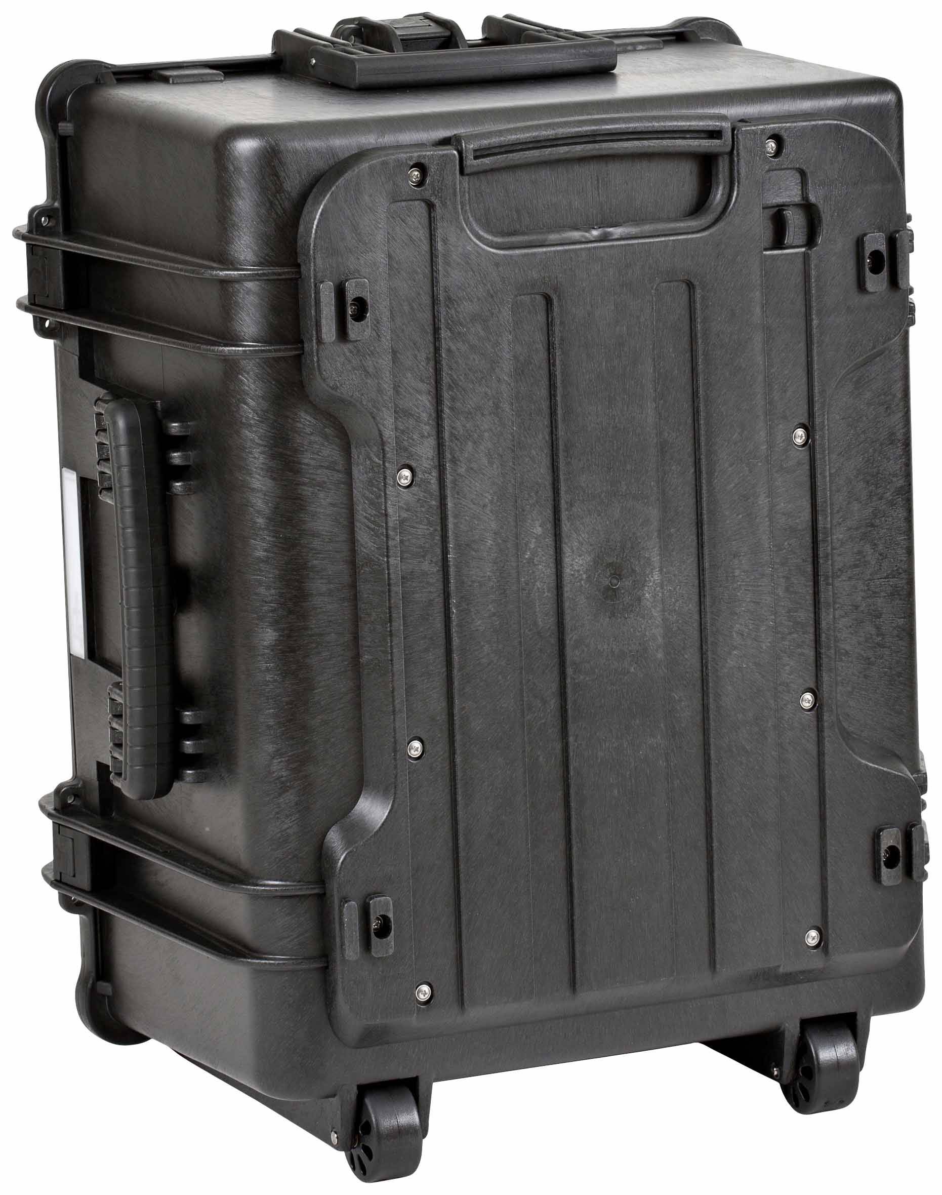 Czarny, wytrzymały kufer na kółkach z uchwytami, odpowiedni do bezpiecznego transportu sprzętu.