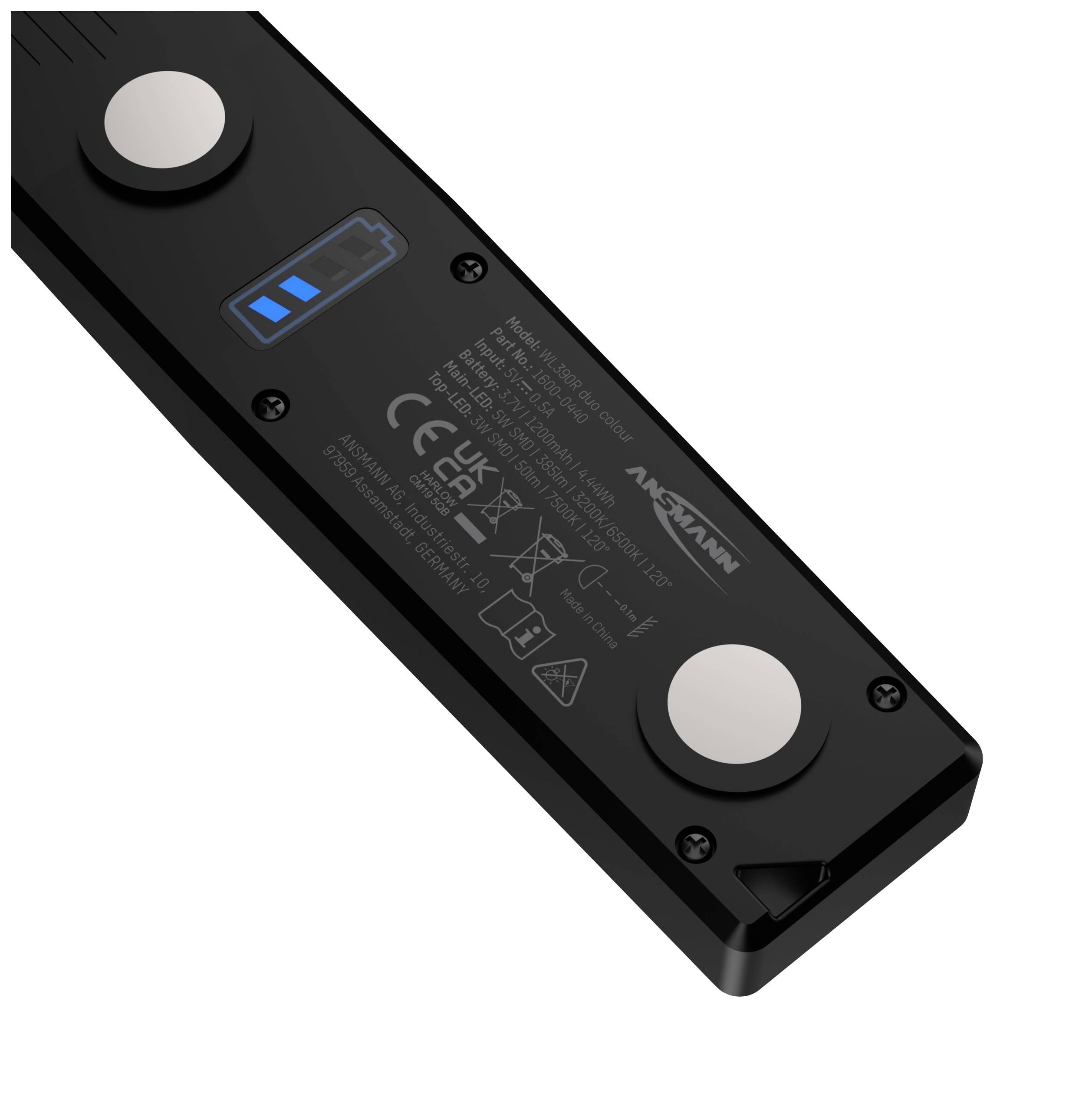 Czarne ładowanie z niebieskim wskaźnikiem LED stanu baterii, nazwą marki oraz oznaczeniami bezpieczeństwa i certyfikacji na powierzchni.