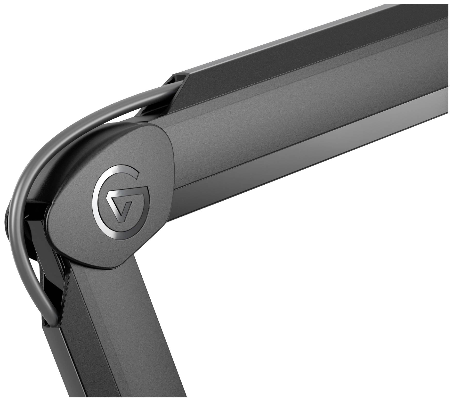 Czarny, przegubowy uchwyt mikrofonowy z mocowaniem kabla, przeznaczony do stabilnego mocowania mikrofonów na stołach lub stanowiskach pracy.