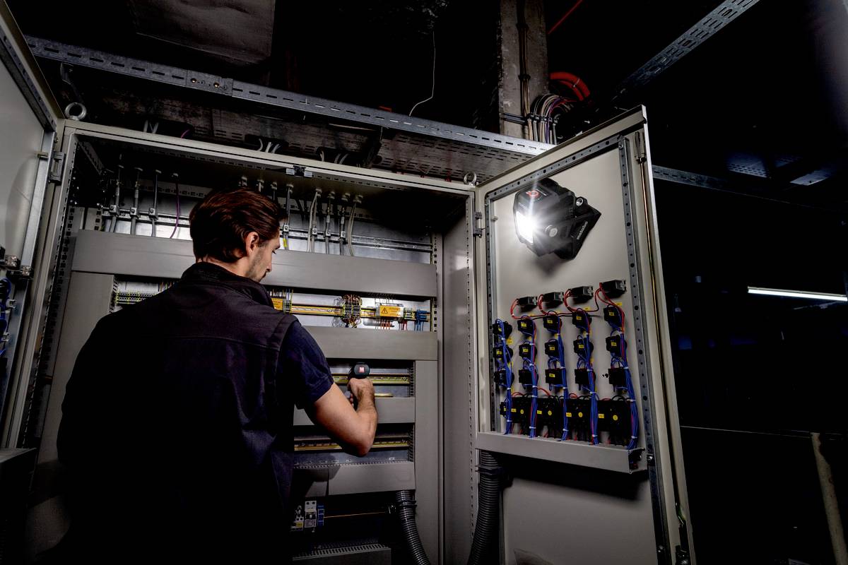 Будівельний прожектор Metabo BSA 12-18 LED 2000 2000 лм 601504850