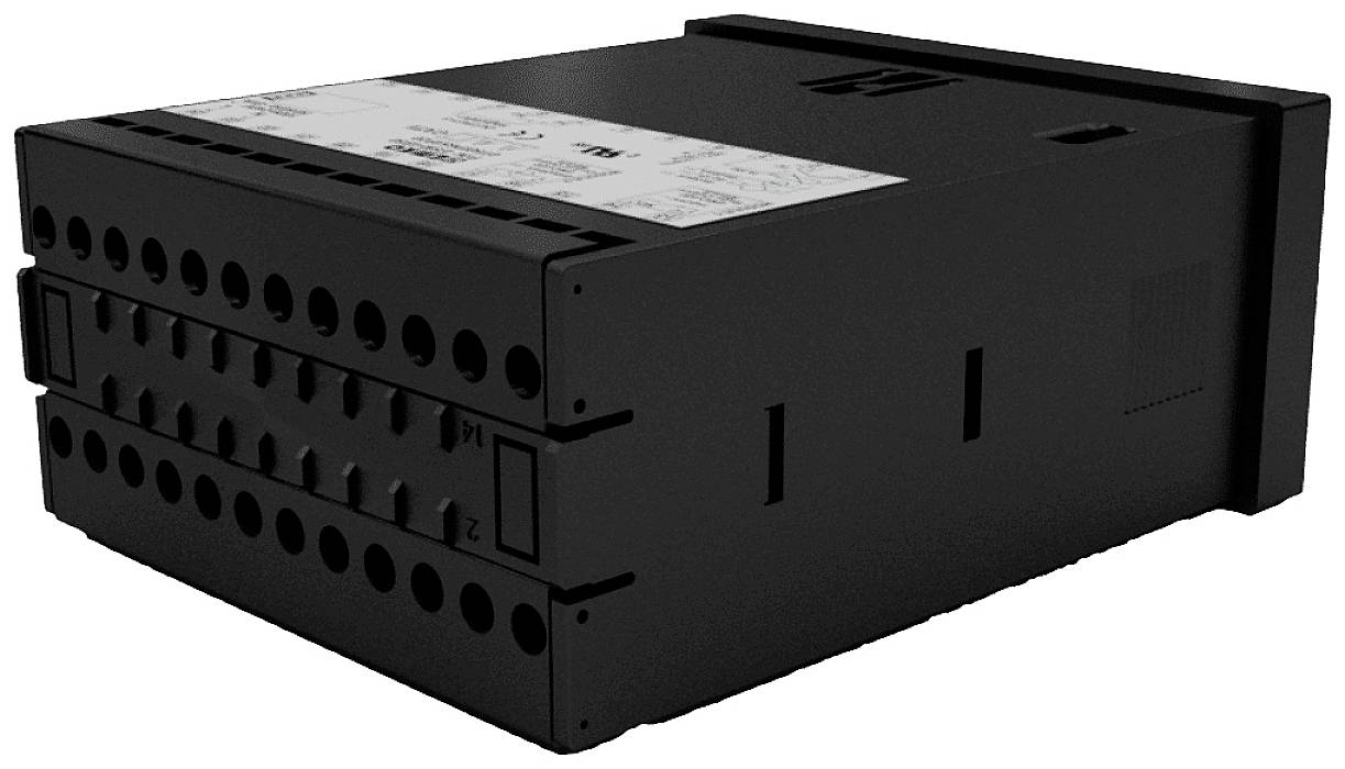 Czarny, prostokątny elektroniczny panel sterujący z wieloma złączami z przodu.