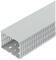 Kanał kablowy z szarego tworzywa sztucznego o prostokątnym kształcie z naciętymi bokami, umożliwiający łatwą instalację i prowadzenie kabli.