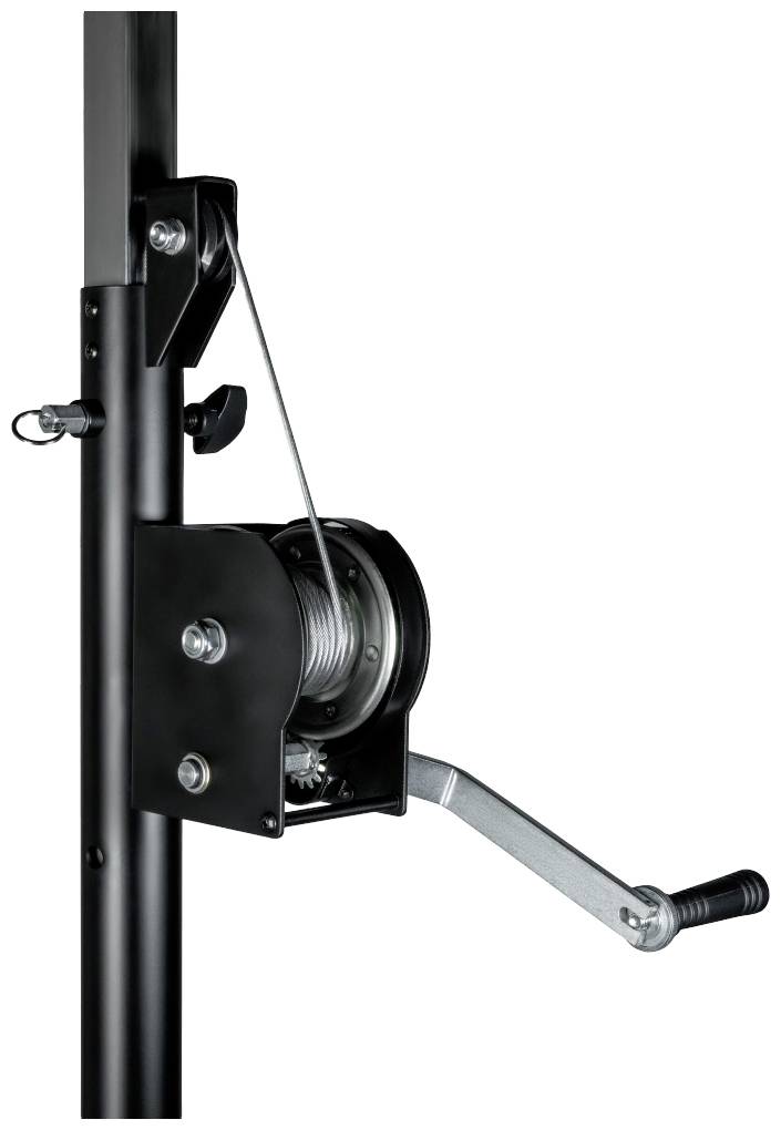 Mechanizm wciągnika przy metalowym maszcie, z ręczną korbką do podnoszenia lub opuszczania ładunków, w kolorze czarnym, z zabezpieczeniem blokującym.