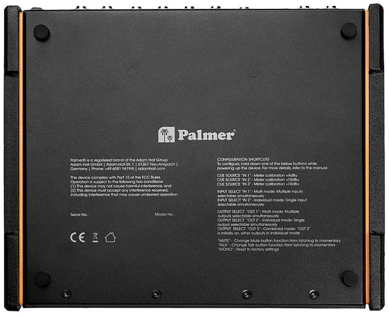 Dolna strona urządzenia elektronicznego z instrukcjami dotyczącymi skrótów klawiaturowych oraz informacjami producenta. Nazwa marki 'Palmer' widoczna.