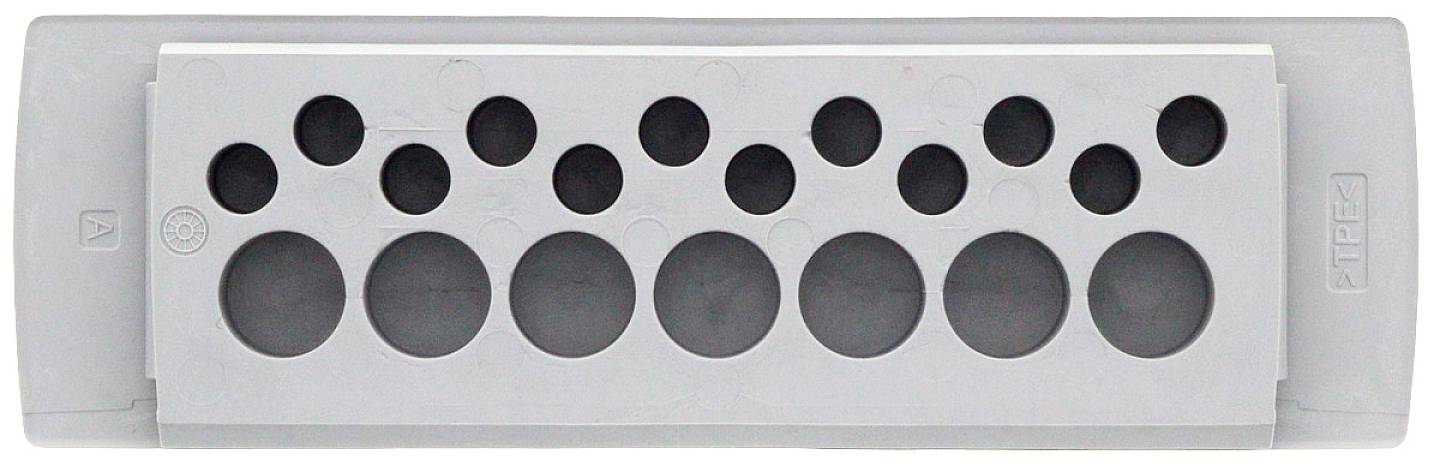 Szara, prostokątna płyta z tworzywa sztucznego z licznymi okrągłymi otworami o różnych rozmiarach. Prawdopodobnie część urządzenia technicznego.