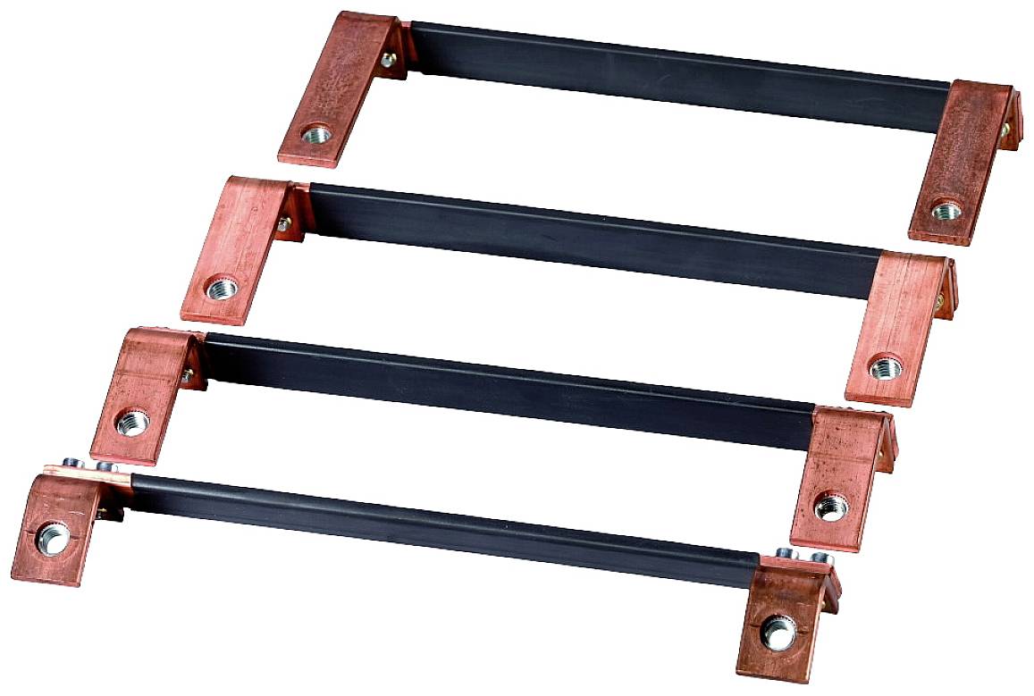 Czarna i miedziana szyna prądowa z czterema punktami mocowania. Służy do dystrybucji prądu w instalacjach elektrycznych.