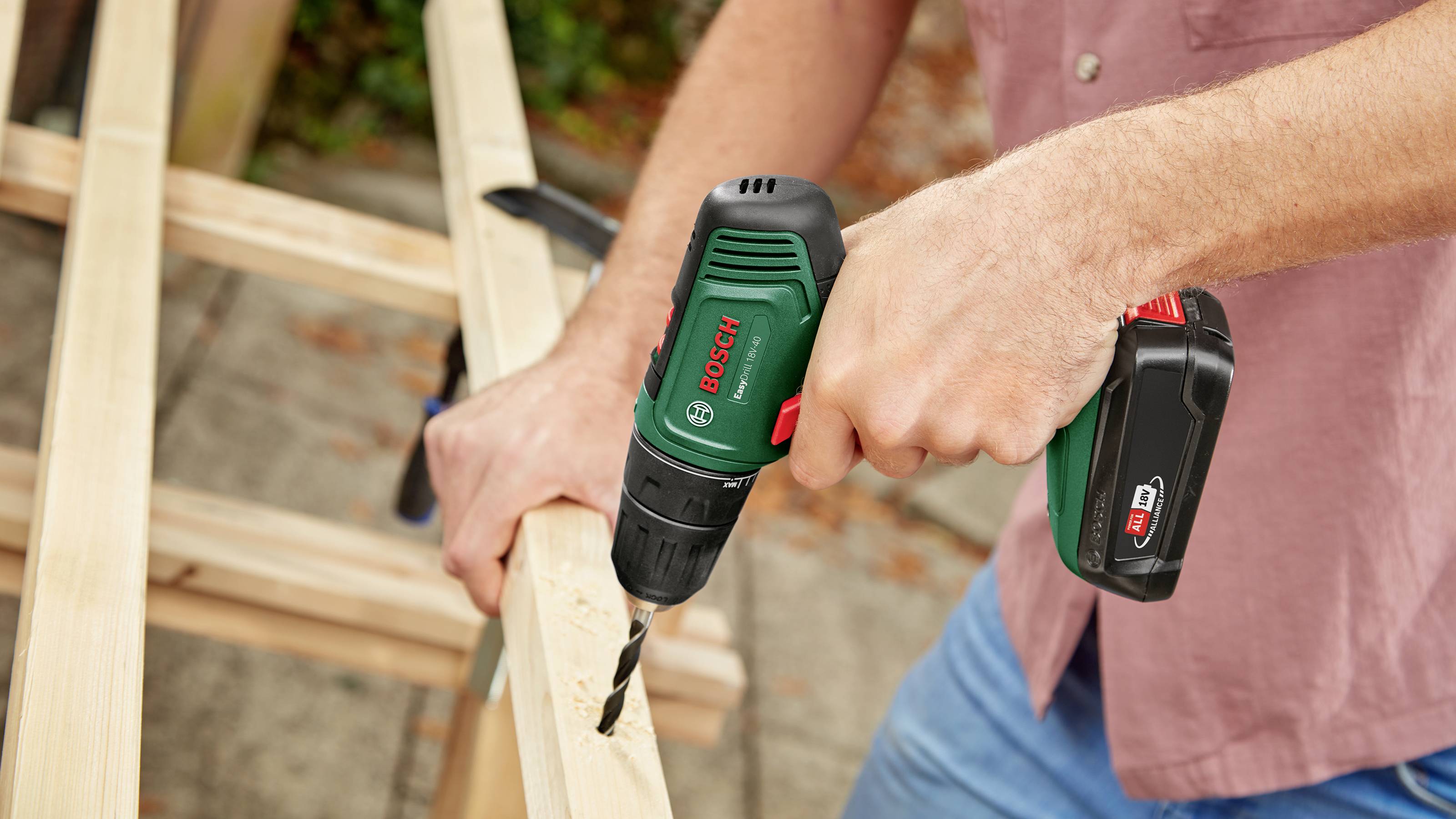 Акумуляторний дриль-шуруповерт Bosch Home and Garden EasyDrill 18V-40 06039D8002 18 В 1,5 Аг, включаючи 2 акумулятори, зарядний пр