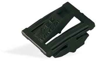 Czarny klips plastikowy o prostokątnym kształcie, prawdopodobnie używany do zarządzania kablami lub celów mocujących.