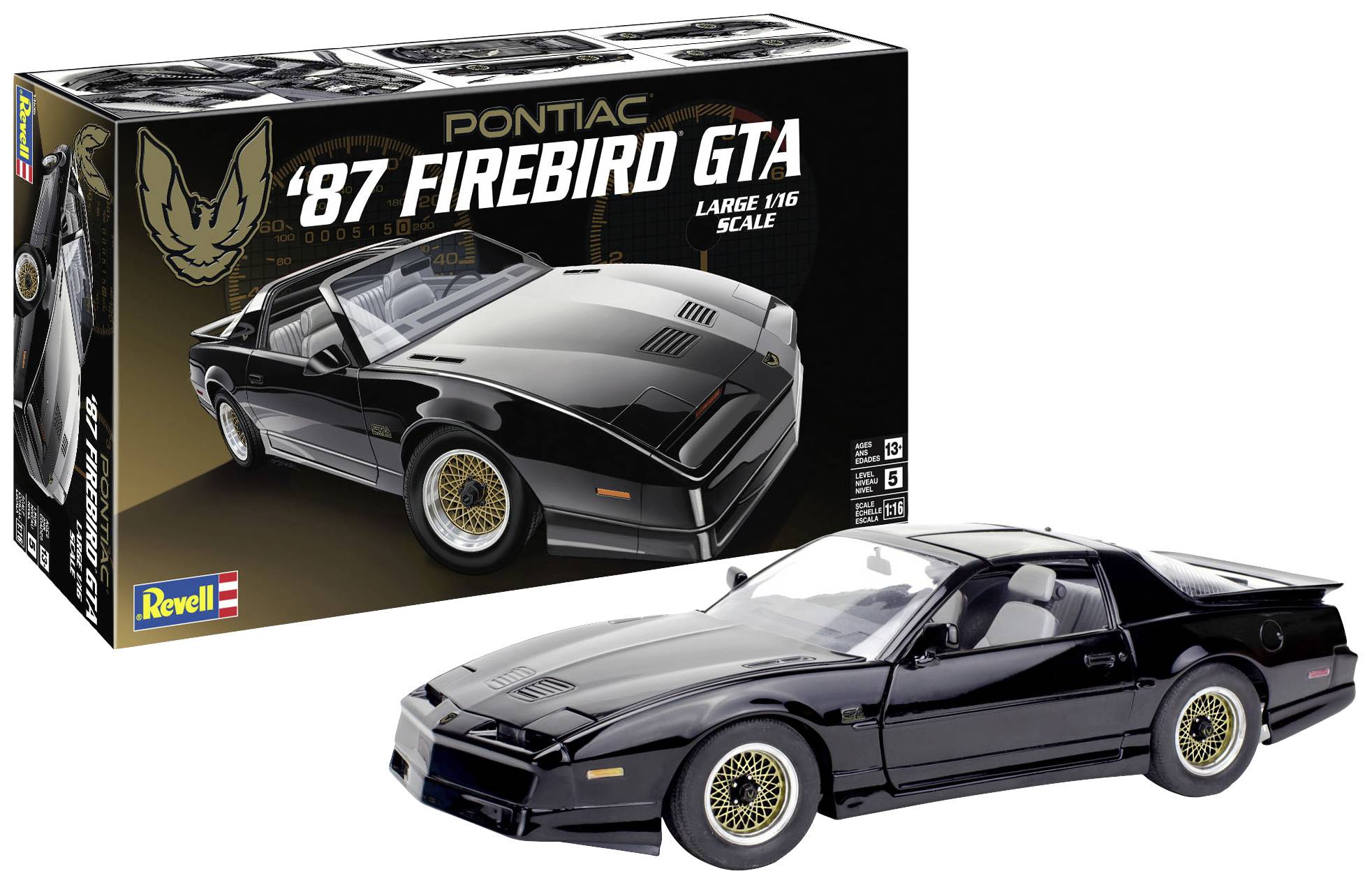 Model zabawkowy czarnego Pontiac Firebird GTA z 1987 roku w skali 1:16, umieszczony obok opakowania przedstawiającego ten sam wizerunek.